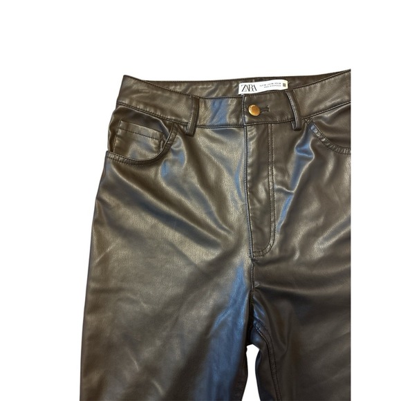 Zara FAUX LEATHER FLARED SLIM PANTS BLACK - REF. 2161/872 - Picture 2 of 5